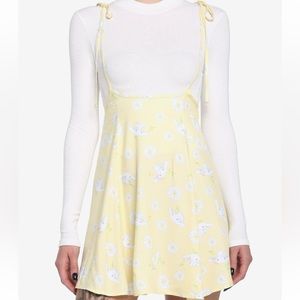Cinnamoroll Daisy Suspender Skirt Hot Topic‎